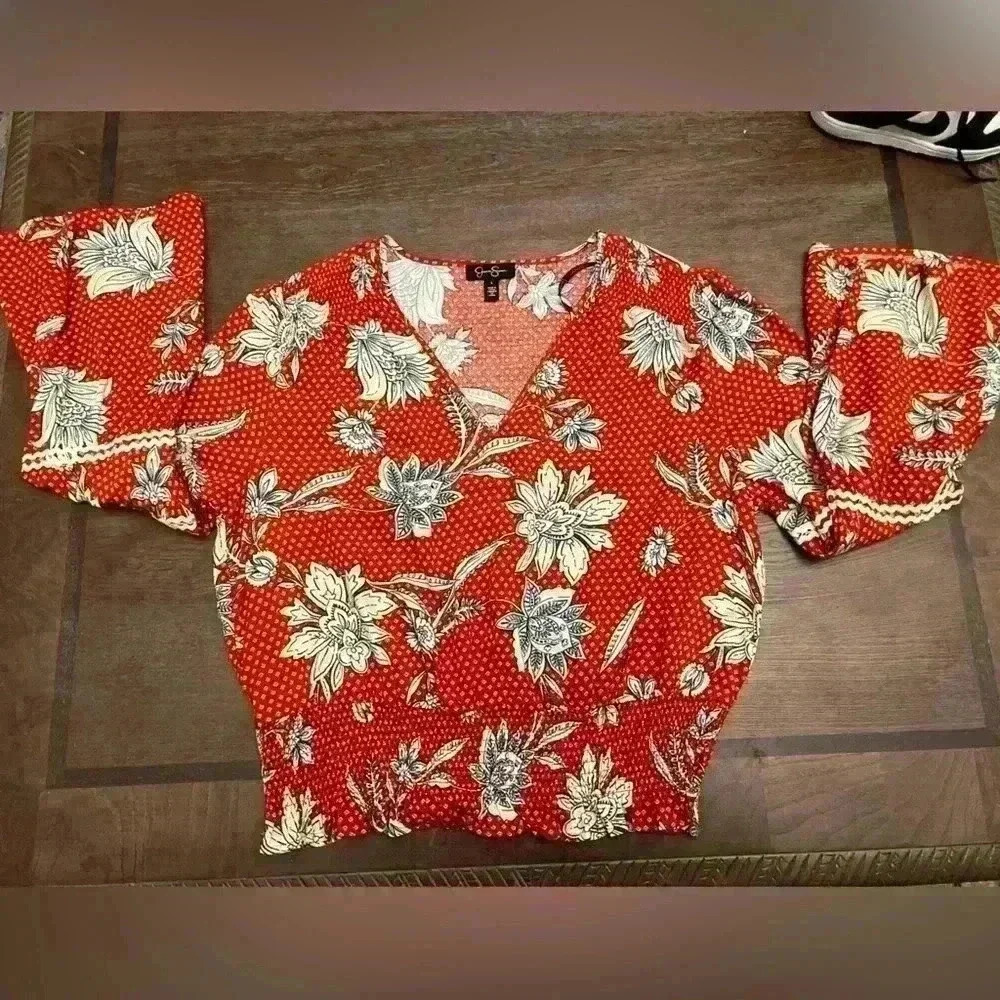 Jessica Simpson Tops | Floral Print Blouse | Color: Cream/Red | Size: L - Picture 2 of 3